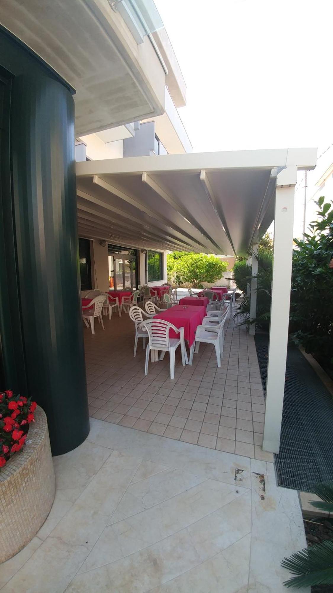 La Perla B&B Hotel Roseto Degli Abruzzi Exterior photo